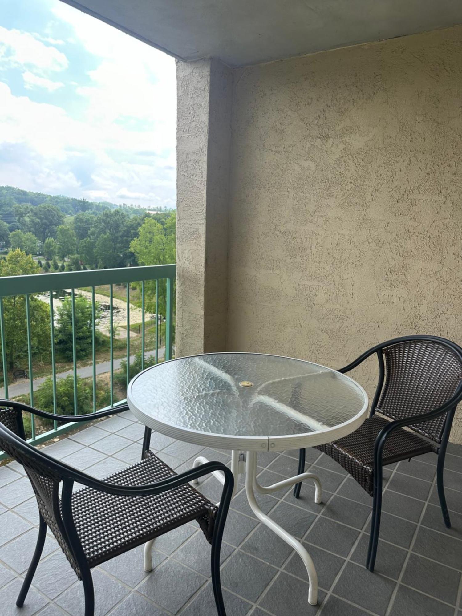 River Place Condos 609 1Bd, 2 Bath Пиджен-Фордж Экстерьер фото